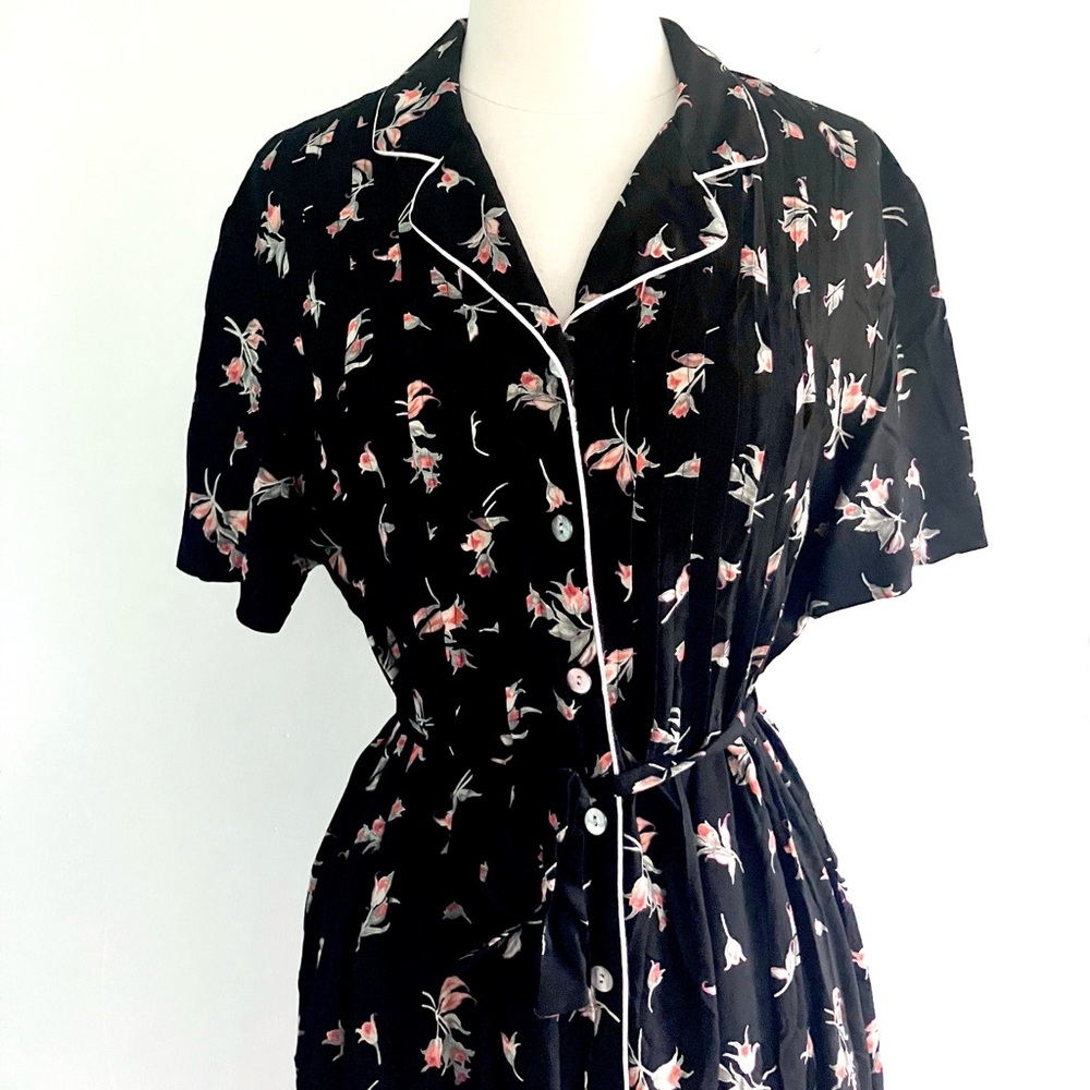 Vintage 90’s Does 40’s Black & Pink Floral Rayon … - image 4